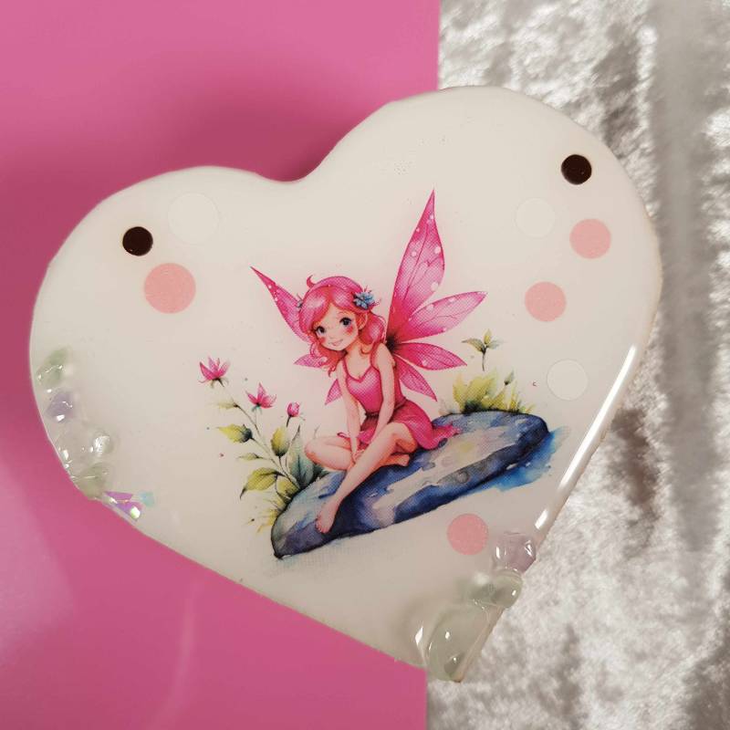 Dekorative Herzförmige Schmuckschatulle Mit Feenmotiv - Ideal Für Die Aufbewahrung Von Schmuck, Erinnerungen Oder Kleinen Gegenständen von Kreativmeile
