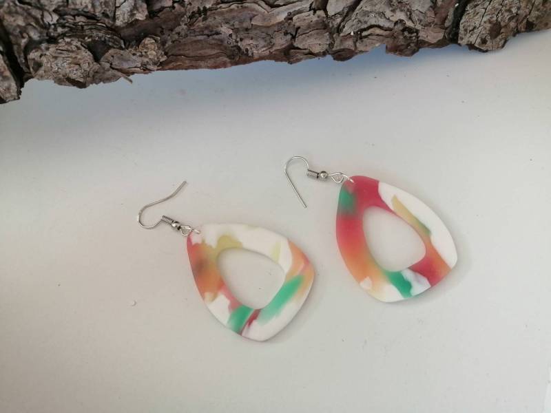 Polymer Clay Ohrringe, Handgefertigt, Unikat, Statement Geschenk Frau, Leuchten Im Schwarzlicht von KreativwerksByNicole