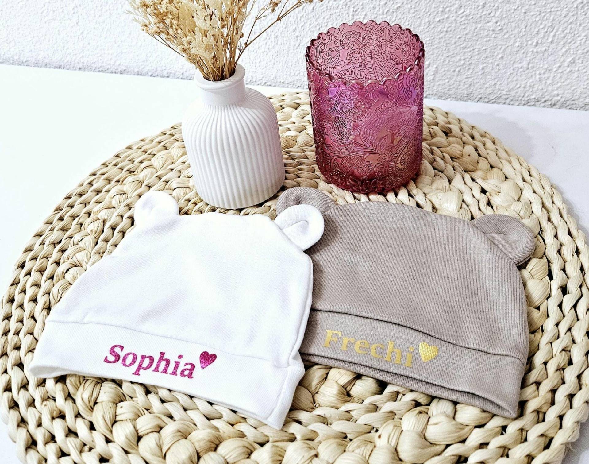 Babymütze Für Neugeborene Mit Öhrchen Babymütze Für Neugeborene Mit Öhrchen von KreativwerkstattTG