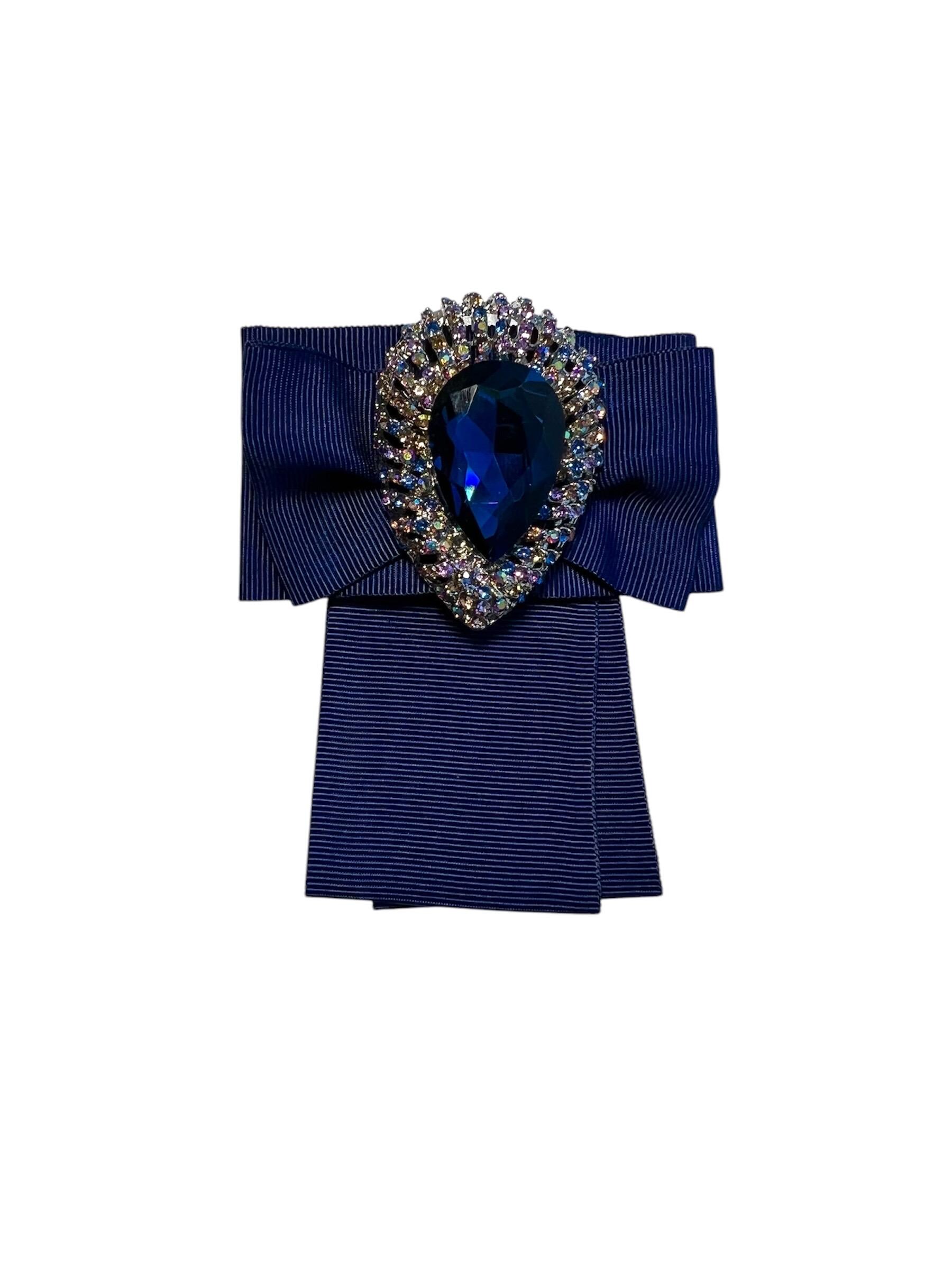 Dunkelblaue Schleifen Brosche Damenschmuck Vintage Accessoire Black Ribbon Bow Brooch Ensemble Dunkelblaue Schleifen Brosche Damenschmuck Vintage Accessoire Black Ribbon Bow Brooch Ensemble von Kreaxana