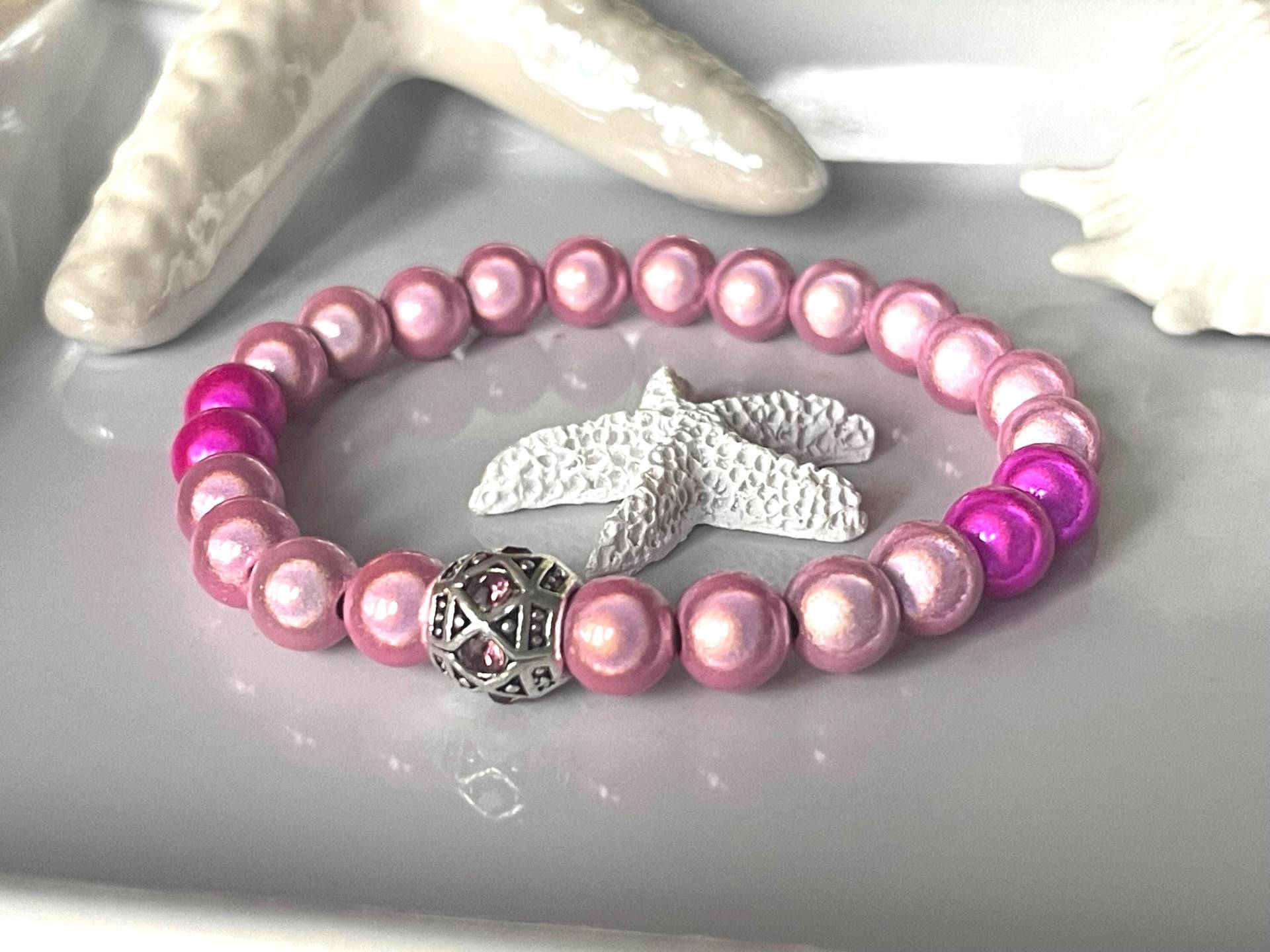 Magic Pearls Leucht Miracle Beads 3 D Illusion Perlenarmband Farbauswahl Reflektierend Magic Pearls Leucht Miracle Beads 3 D Illusion Perlenarmband Farbauswahl Reflektierend von KreoleaSchmuckdesign