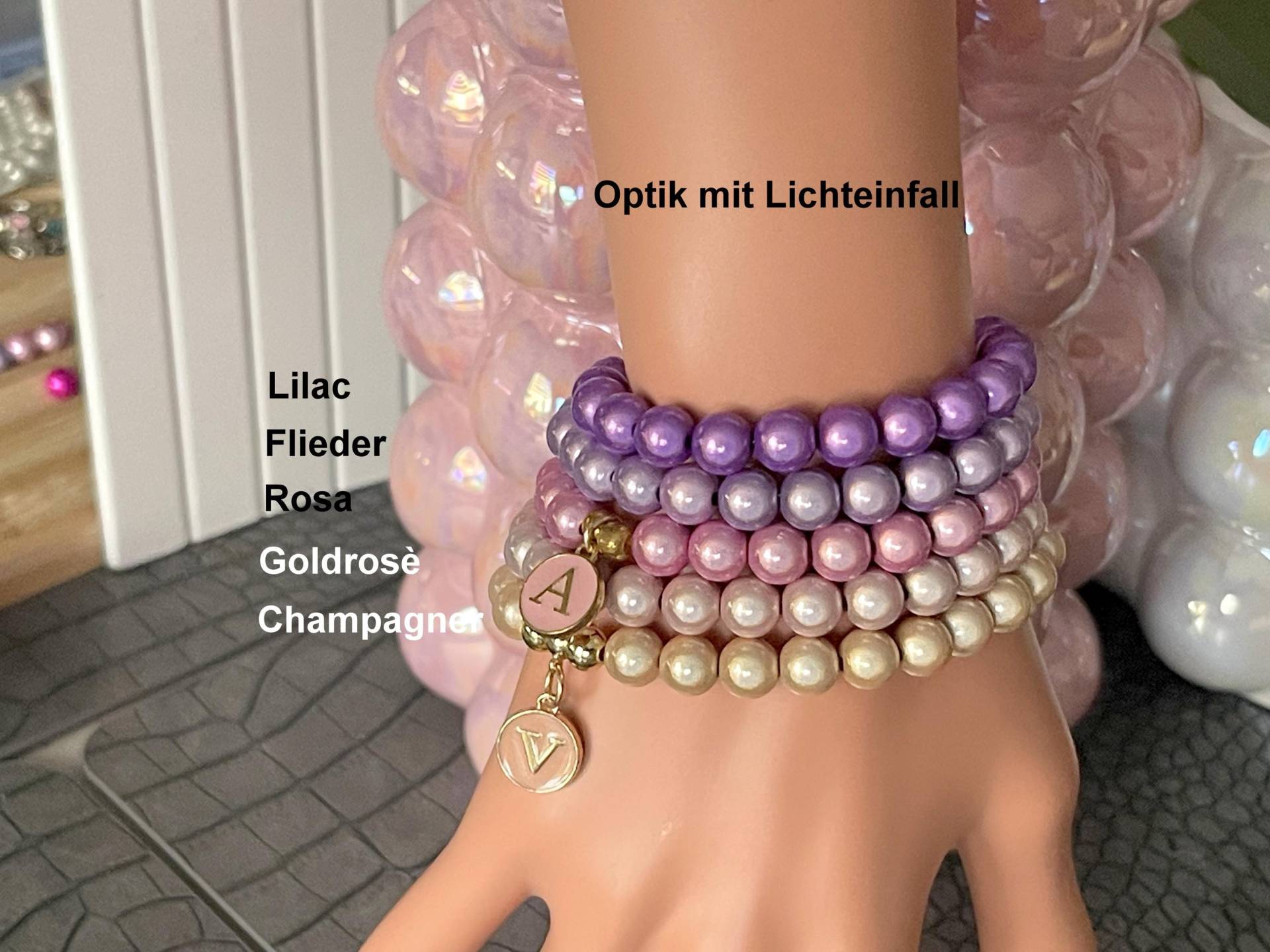 Personalisiertes Magic Pearls Perlen Armband Inititiale Miracle 3D Leucht Beads Reflektierend Buchstaben-Anhänger Verschiedene Farbvarianten Personalisiertes Magic Pearls Perlen Armband Inititiale Miracle 3D Leucht Beads Reflektierend Buchstaben-Anhänger Verschiedene Farbvarianten von KreoleaSchmuckdesign