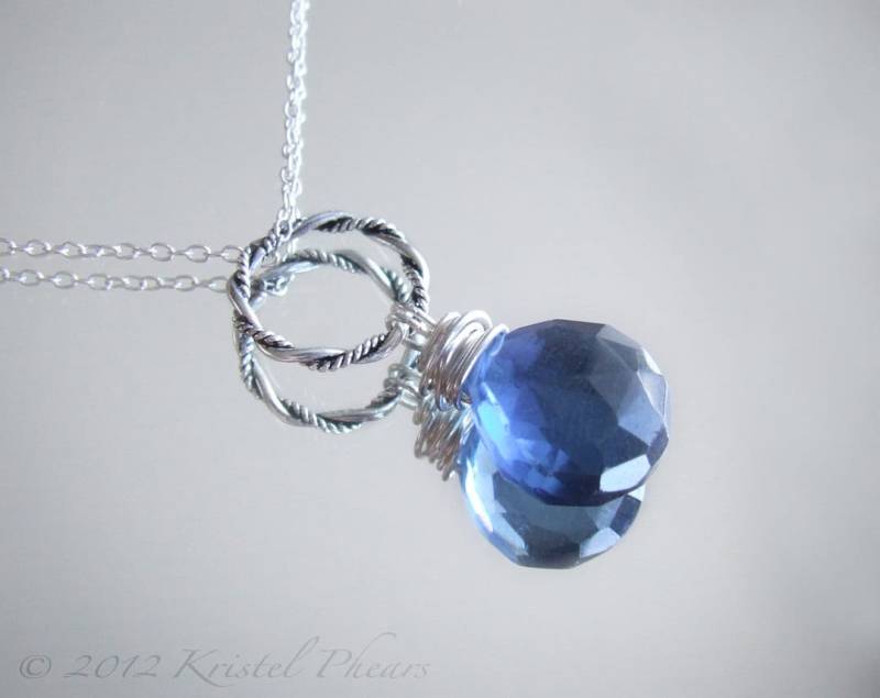 London Blue Quartz Halskette - Sterling Silber Königlich Dunkelblau Edelstein Schmuck Design Recycelt Brautjungfer Geschenk von KrisPstudio
