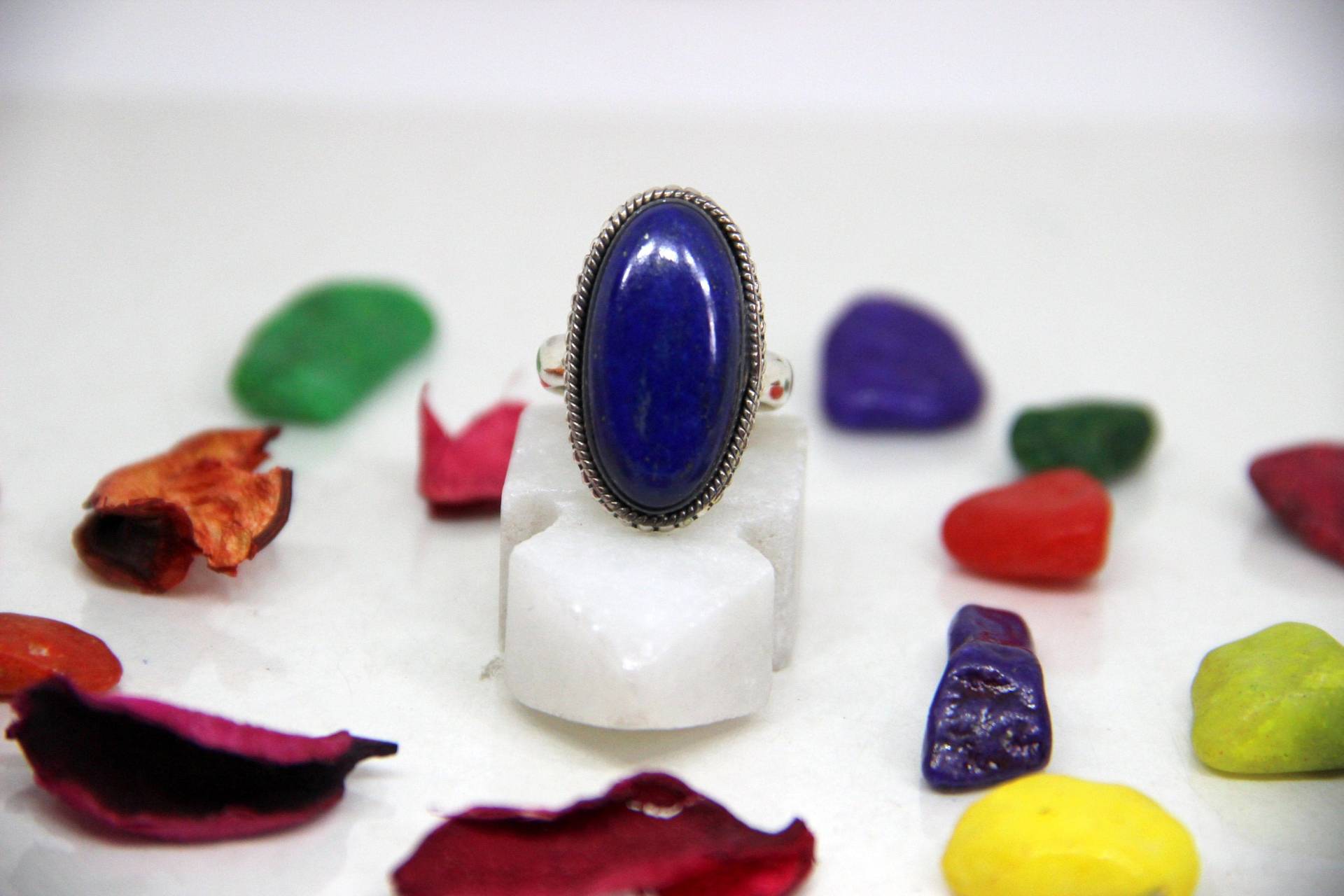 Lapis Lazuli Ring, Silber 925 Sterling Cabochon Edelstein Handgemachter Ring von KrishivExports