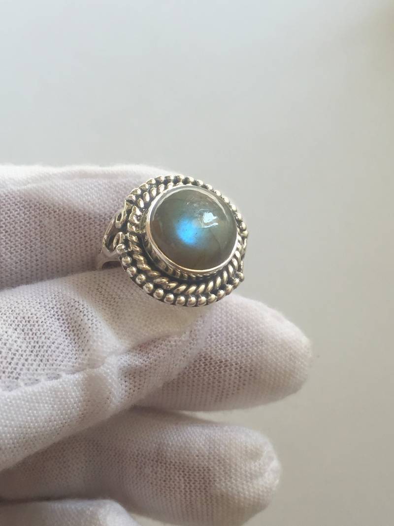 Rund Labradorit Sterling Silber Ring, Größe 8 von KrishivExports