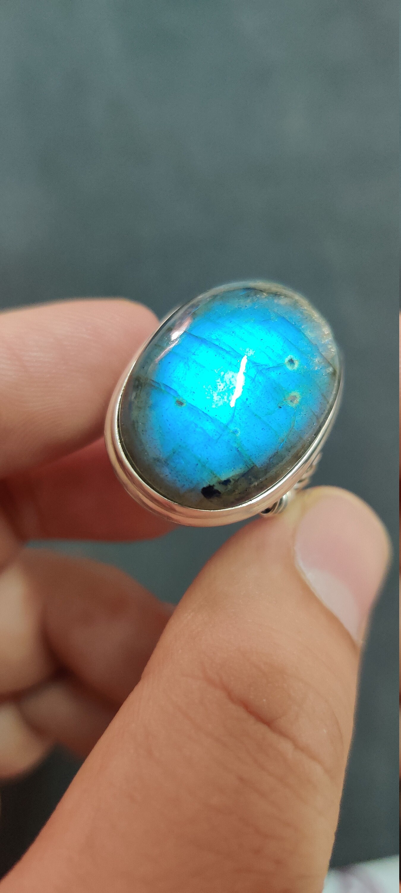 Statement Labradorit Ring, Labradorit Schmuck, Wire Wrap Labradorit, Labradorit Verlobungsring Blau Auffällig 925 Sterling Silber Statement Labradorit Ring, Labradorit Schmuck, Wire Wrap Labradorit, Labradorit Verlobungsring Blau Auffällig 925 Sterling Silber von KrishivExports