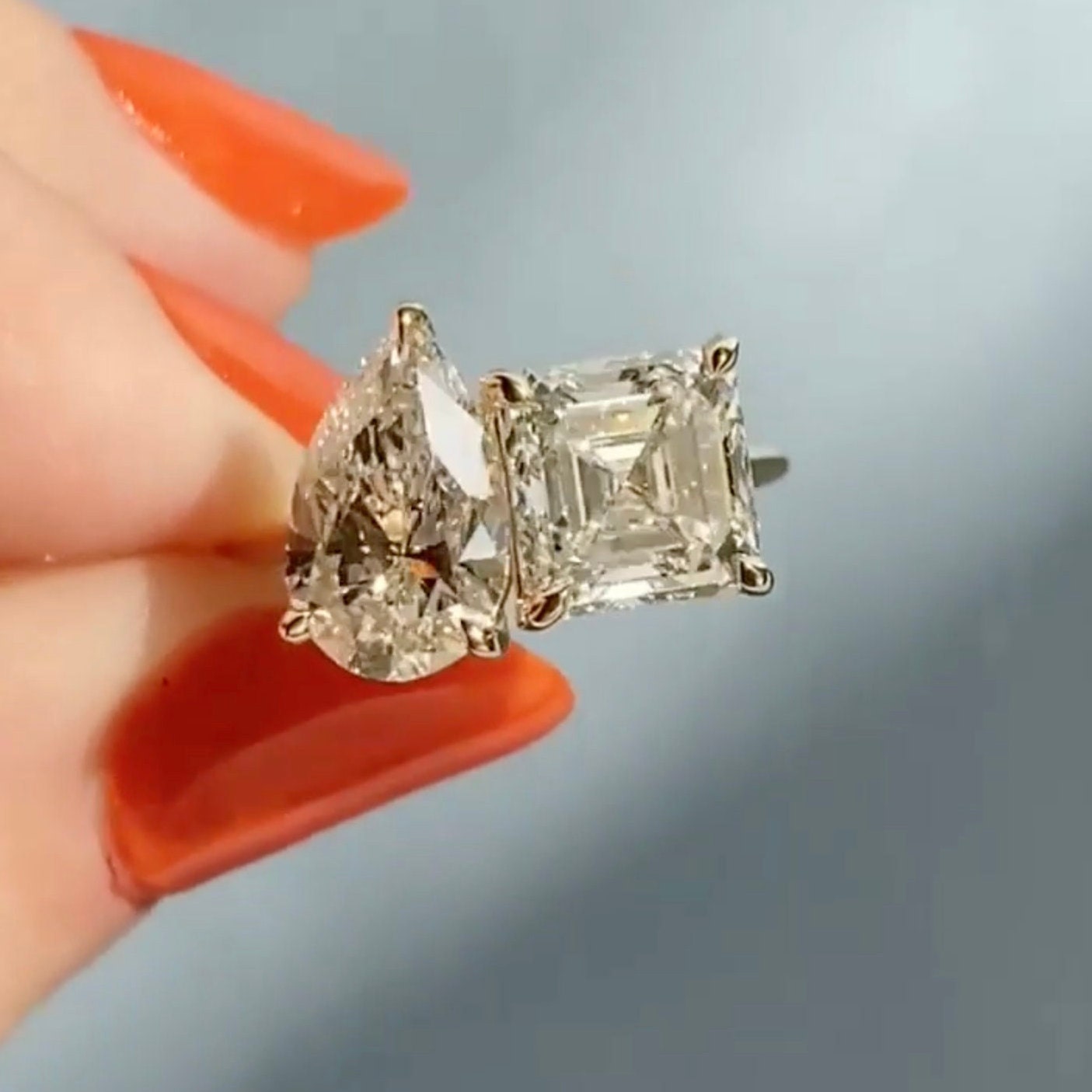 3Ct Toi Et Moi Prinzessin Pear Moissanite Verlobungsring, 1.5Ct + Ring, Zwei Stein Ehering, 10K 14K 18K Solid Gold Ring von KrishivJewel
