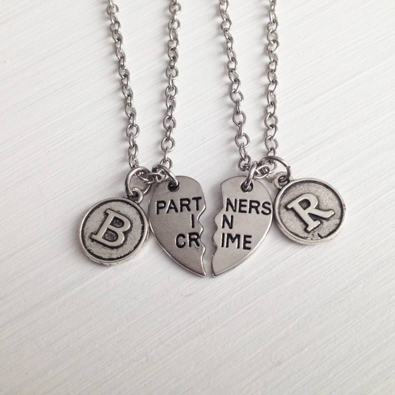 Partner in Crime Halskette - Bester Freund Personalisierte Freundschaft Freundin Geburtstag Geschenk Partner in Crime Halskette - Bester Freund Personalisierte Freundschaft Freundin Geburtstag Geschenk von KrisnaDesign