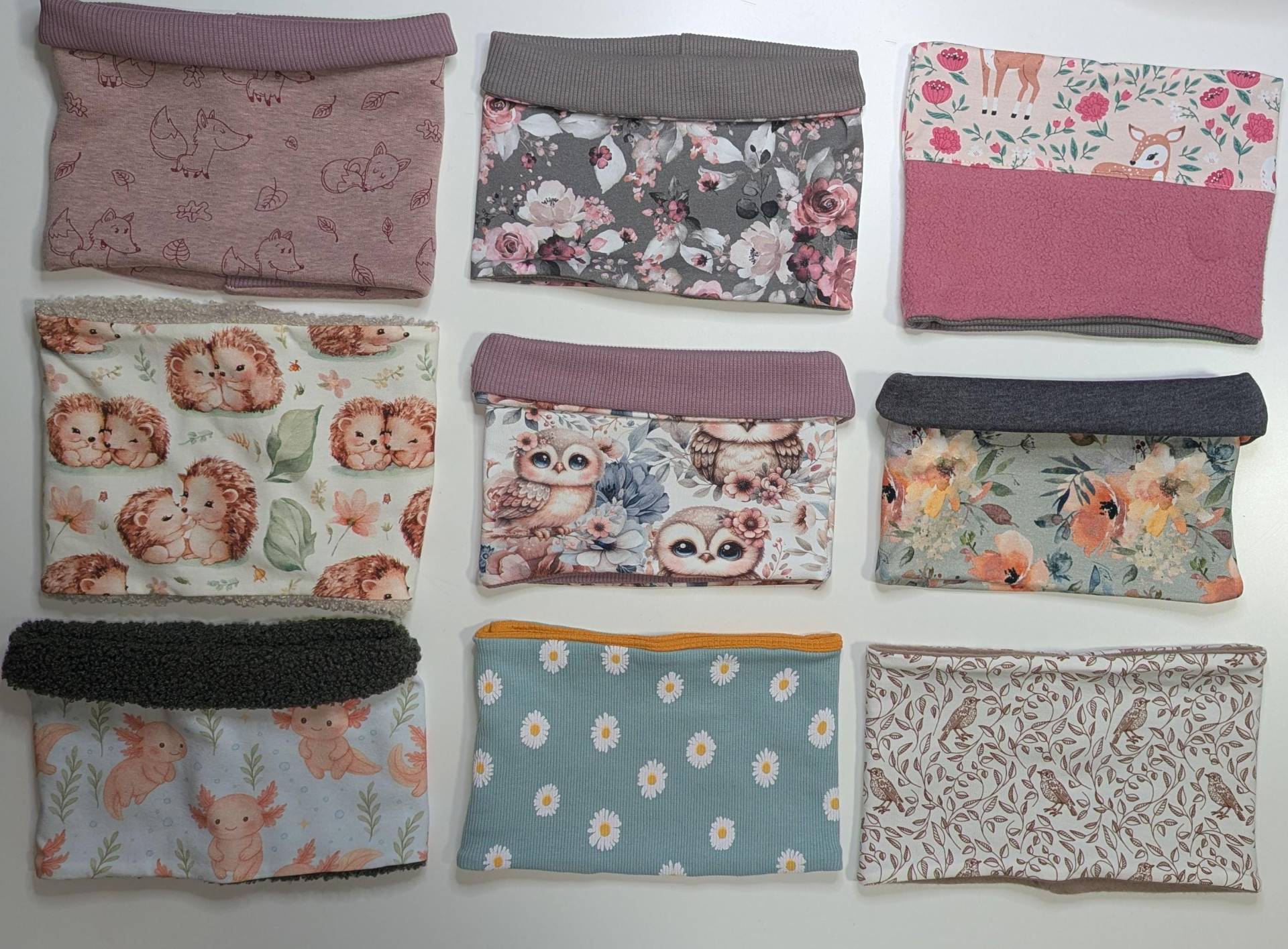 Babyschal Loopschal Schlauchschal Verschiedene Motive | Eule, Blume, Igel, Axolotl, Fuchs, Vögel Ku 44-48 Gr. Ca. 74/80/86 von KrissysHandmadeShop