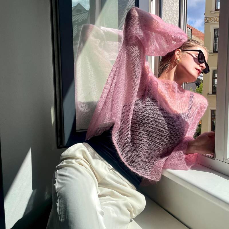 Mohair-Seide-Pullover Damen, Handgefertigter Mohairpullover in Rosa, Weiß Und Schwarz, Transparenter Strickpullover Pastellfarben von KristaElsta