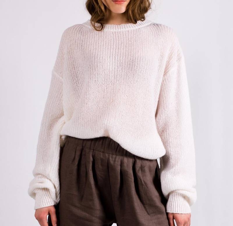 Weißer Mohair-Wollpullover - Oversized Damenstrick, Weicher Gemütlicher Herbst-Winter-Pullover Weißer Mohair-Wollpullover - Oversized Damenstrick, Weicher Gemütlicher Herbst-Winter-Pullover von KristaElsta