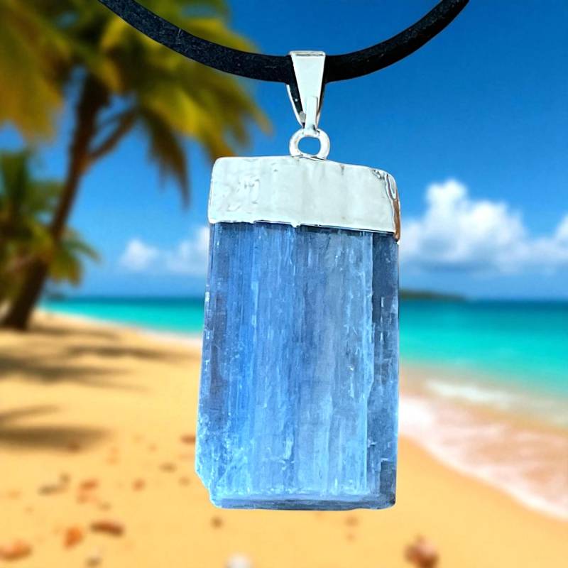 Kyanit Silberanhänger I Edelsteinanhänger Heilstein Steht Für Selbstüberwindung Cyanit Disthen 50 cm Lederband Brasilien von Kristallgrube