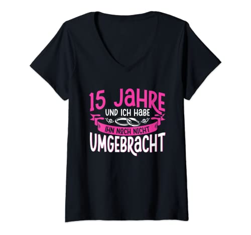 Damen Kristallhochzeit 15 Jahre Verheiratet 15. Hochzeitstag T-Shirt mit V-Ausschnitt Damen Kristallhochzeit 15 Jahre Verheiratet 15. Hochzeitstag T-Shirt mit V-Ausschnitt von Kristallhochzeit & 15 Jahre Ehefrau Geschenk