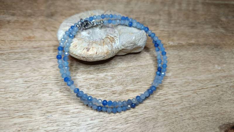 Blau Aventurin Kette 3mm, Facettiert, Perlenkette, Edelstein Kette, Schlicht Blau Aventurin Kette 3mm, Facettiert, Perlenkette, Edelstein Kette, Schlicht von KristallklarKetten