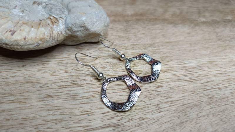 Kreis Ohrringe Ring, Edelstahl, Ohrhänger, Unregelmäßig Kreis Ohrringe Ring, Edelstahl, Ohrhänger, Unregelmäßig von KristallklarKetten