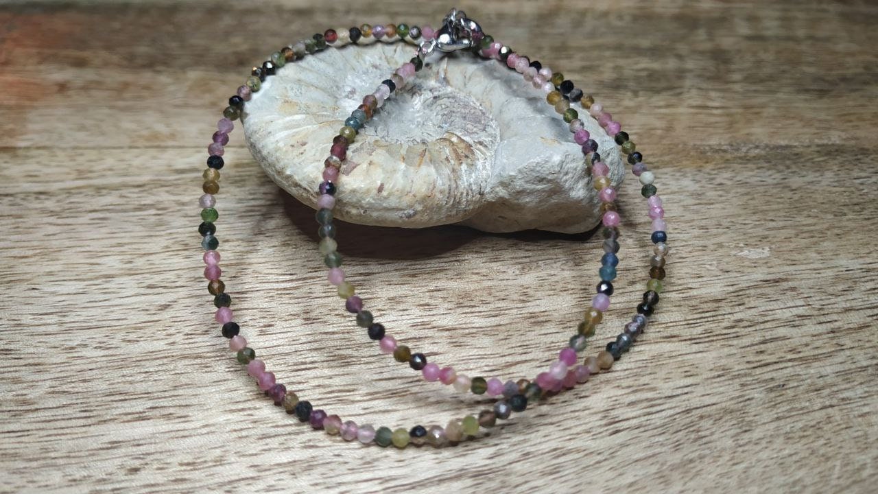 Turmalin Kette 2mm, Facettiert, Bunter Turmalin, Edelsteinkette, Perlen von KristallklarKetten