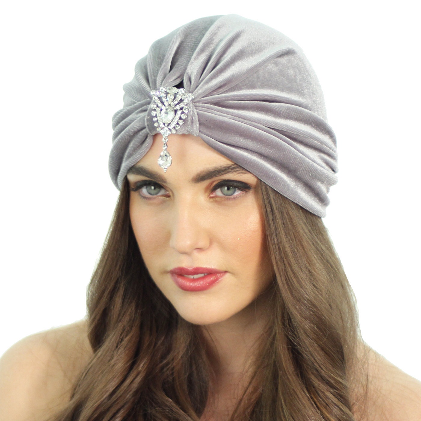 Flapper Turban/Kristall Hut Grauer Samt Formaler Kristin Perry Flapper Turban/Kristall Hut Grauer Samt Formaler Kristin Perry von KristinPerryInc