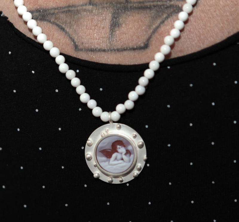 Engel Anhänger in Silber Mit Kascholongkette, Religiöser Schmuck, Taufgeschenk - Symbols/Guardian Angel von KristinaWeddeJewelry