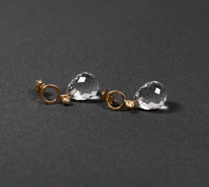 Goldohrringe Mit Bergkristall in 585 Gold, Eleganter Ohrschmuck, Besonderes Geschenk, Natürlicher Edelstein - Playful von KristinaWeddeJewelry