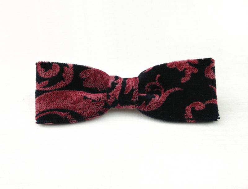 Burgund Samt Fliege. Barocke Maximalismus Dünne, Schlanke Trauzeugen Geschenk, Bräutigam Fliege, Vater Der Braut von KristineBridal