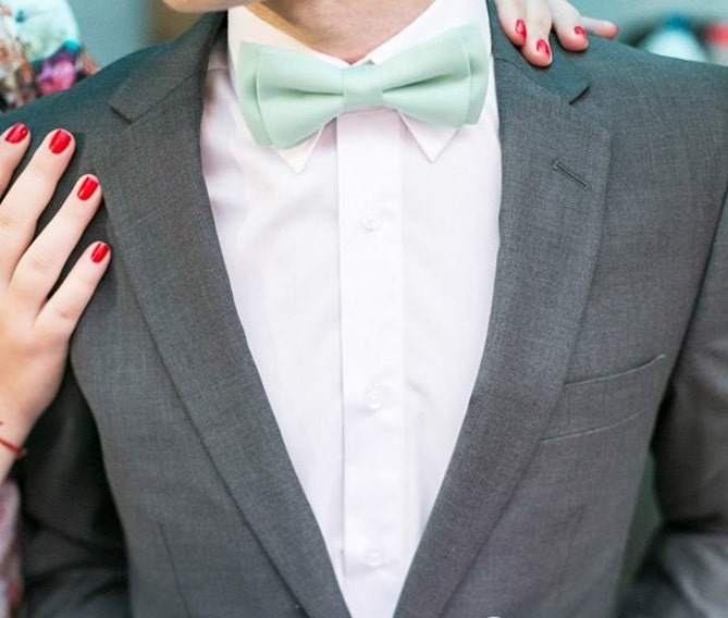 Herren Mint Grün Fliege, Pastell Schlichte Minze Trauzeugen Geschenke, Bester Mann, Vater Der Braut, Des Bräutigams von KristineBridal