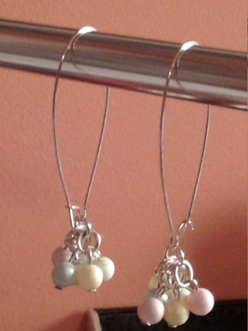 Entzückende Oster Ohrringe Mit Swarovski Perlen, Pastell Ohrringe, Baumeln Ostern Perlen Entzückende Oster Ohrringe Mit Swarovski Perlen, Pastell Ohrringe, Baumeln Ostern Perlen von KristinsJewelleryBox