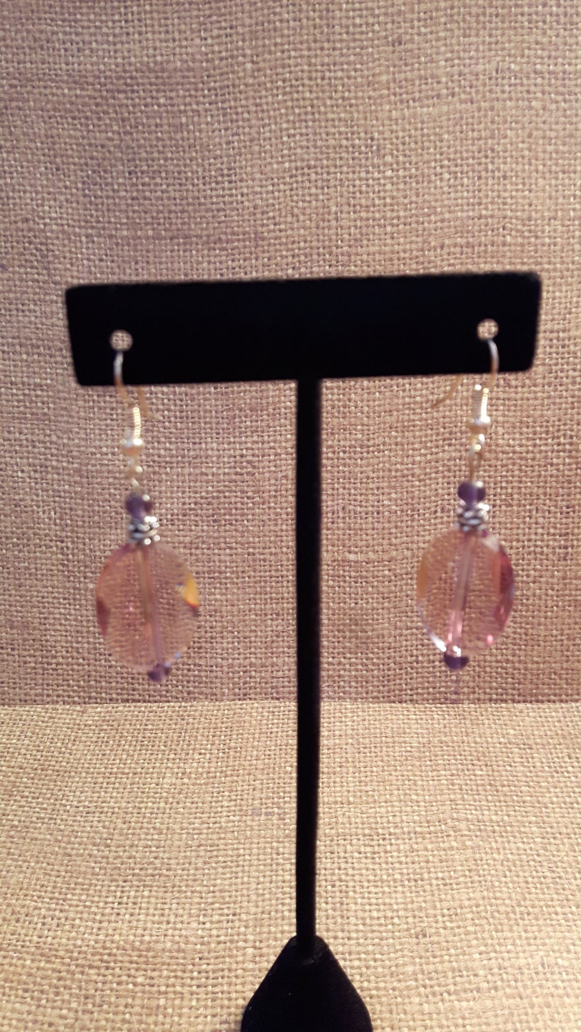 Lila Swarovski Kristall Ohrringe, Lila Ohrhänger, Perlen Ohrringe von KristinsJewelleryBox