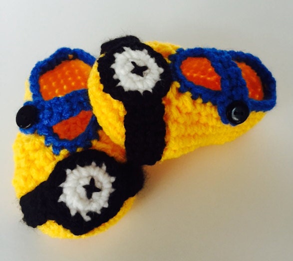 Minion Krabbelschuhe von KristizKrochet