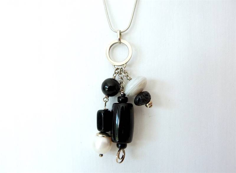 Silberkette Mit Anhänger Aus Onyx, Streifenachat Und Süßwasserperle, Halskette Sterlingsilber Anhönger, Onyxanhänger, Silberschmuck Silberkette Mit Anhänger Aus Onyx, Streifenachat Und Süßwasserperle, Halskette Sterlingsilber Anhönger, Onyxanhänger, Silberschmuck von KrisztinaSchmuck