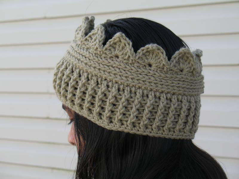 Krone Stirnband/Ohrwärmer Breites Gehäkeltes Frauen Kleinkind Mädchen Prinzessin Mama Und Ich von KrochetbyKrishani