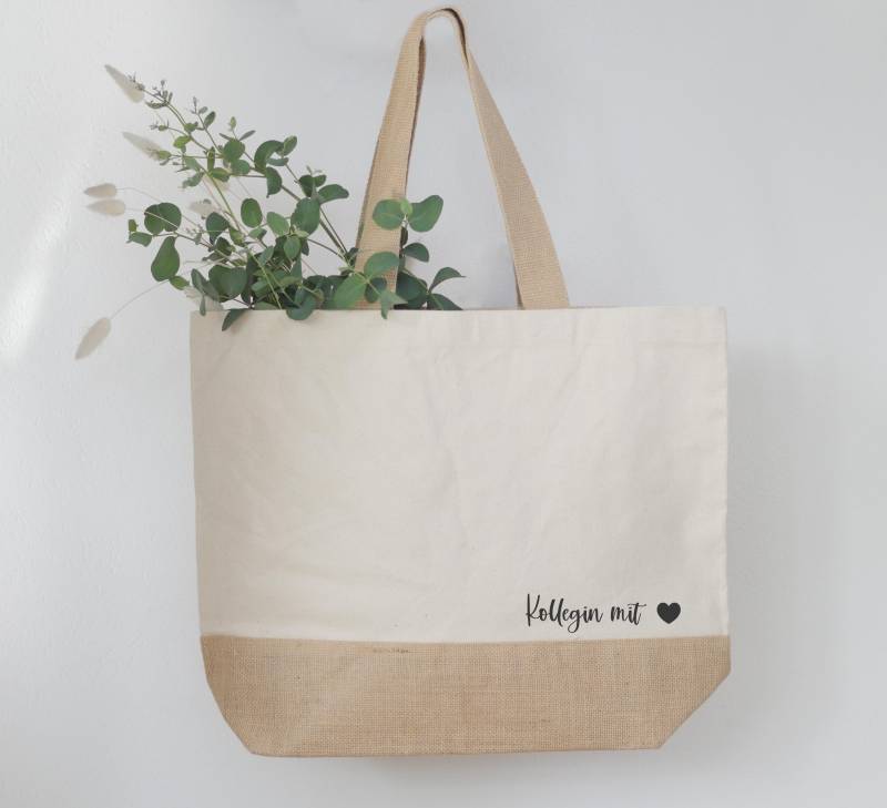 Jutetasche Kollegin Mit Herz Jutetasche Kollegin Mit Herz von KrueativShirts