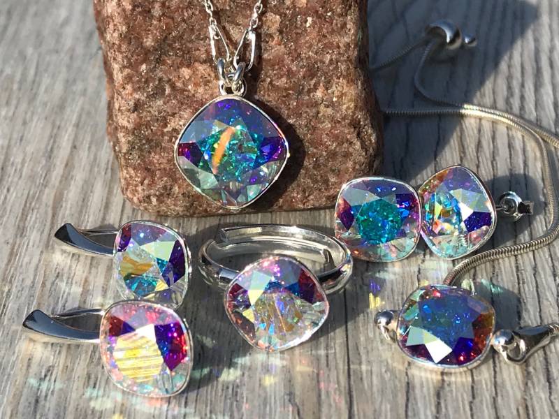 Silber Swarovski Kristall Verziert Mit Ohrstecker Ohrringe Fingerring Ring Halskette Armband Aurore Boreale 925 Sterling Schmuckset von KruemelsAtelier