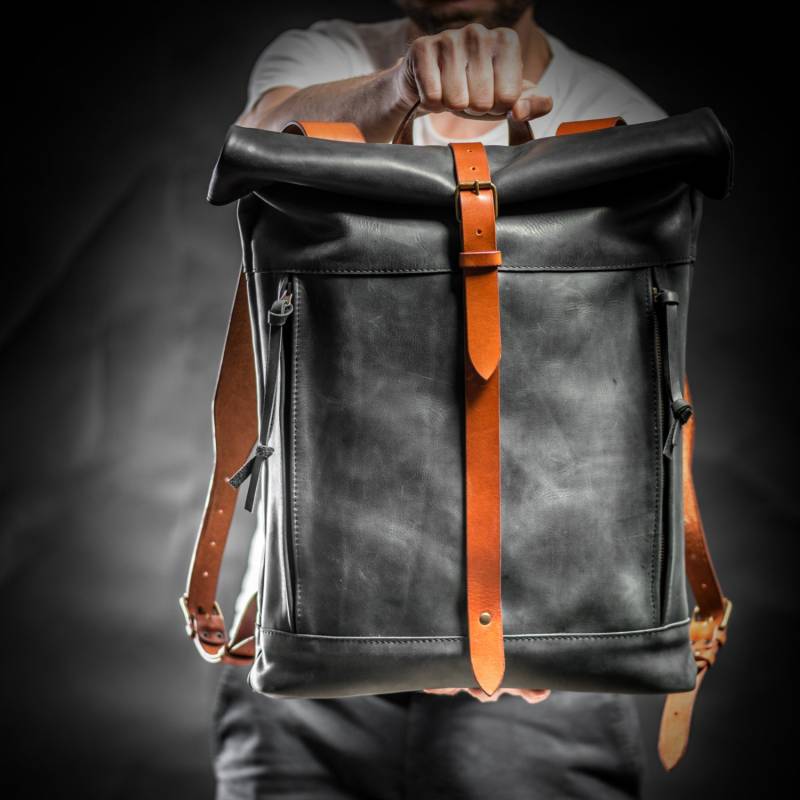 Lederrucksack Für Mann Personalisierte Tasche Rolltop Rucksack Flugkabine Gepäck Arbeitstasche Männer von KrukGarageAtelier