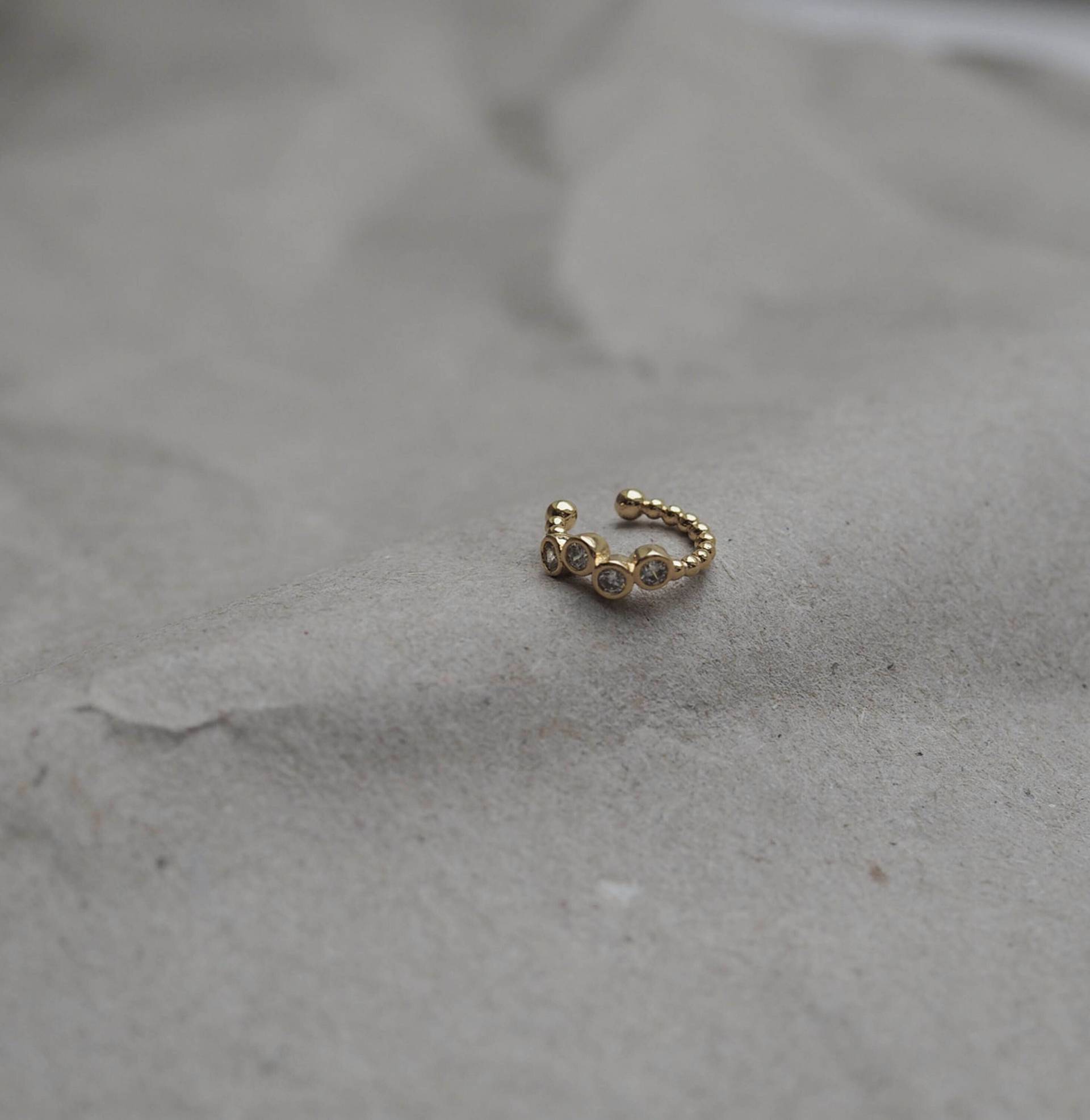 Earcuff Stein Gold/Vergoldeter Ohrring Ohrklemme Ear Cuff Earcuff Stein Gold/Vergoldeter Ohrring Ohrklemme Ear Cuff von KruthDesign