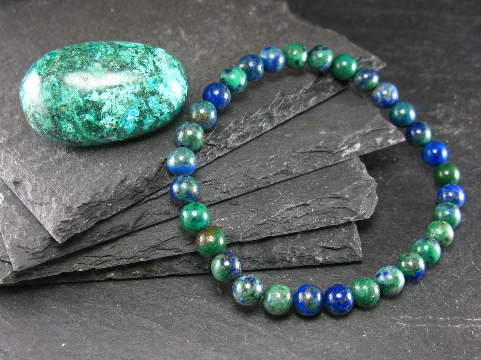 Quantum Quattro | Dioptase Chrysocola Malachite Shattuckite Echtes Armband ~ 7 Zoll 6 Mm Runde Perlen von KrystalBracelet
