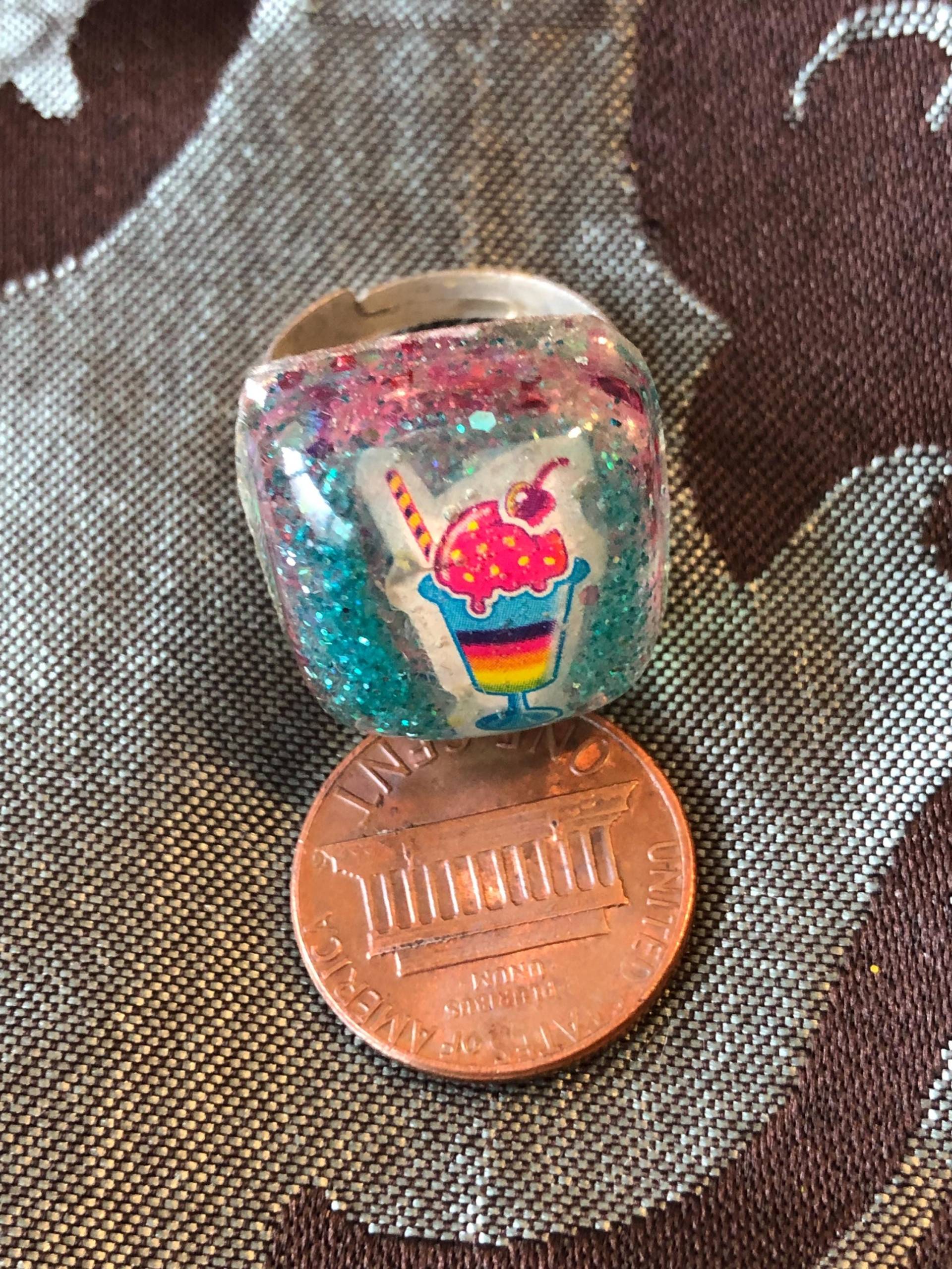 Cooler Gefrorener Leckerli-Ring Aus Resin Cooler Gefrorener Leckerli-Ring Aus Resin von KrystalGifts