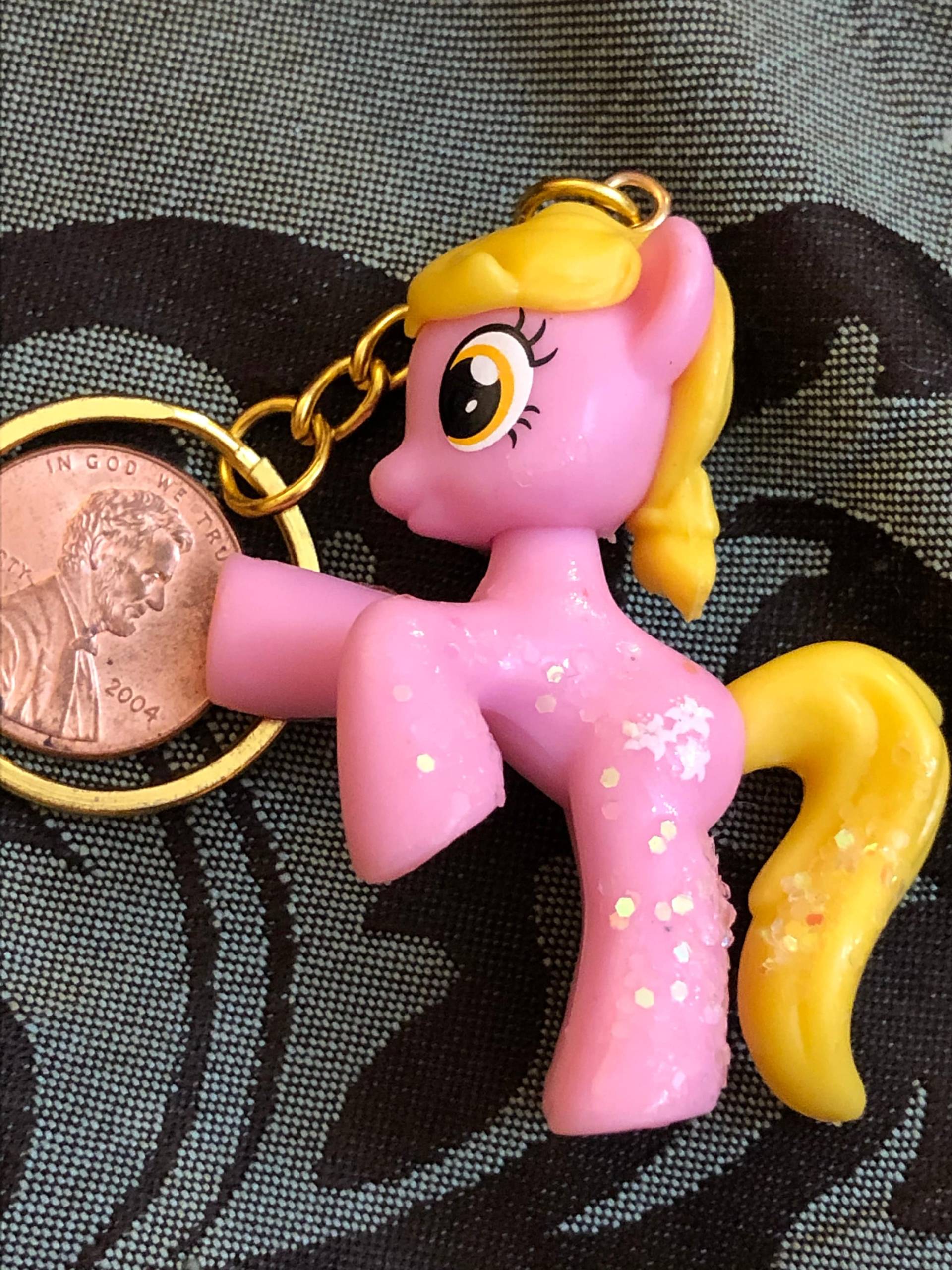 Süßer Pink-Gelber Mlp Schlüsselanhänger Süßer Pink-Gelber Mlp Schlüsselanhänger von KrystalGifts