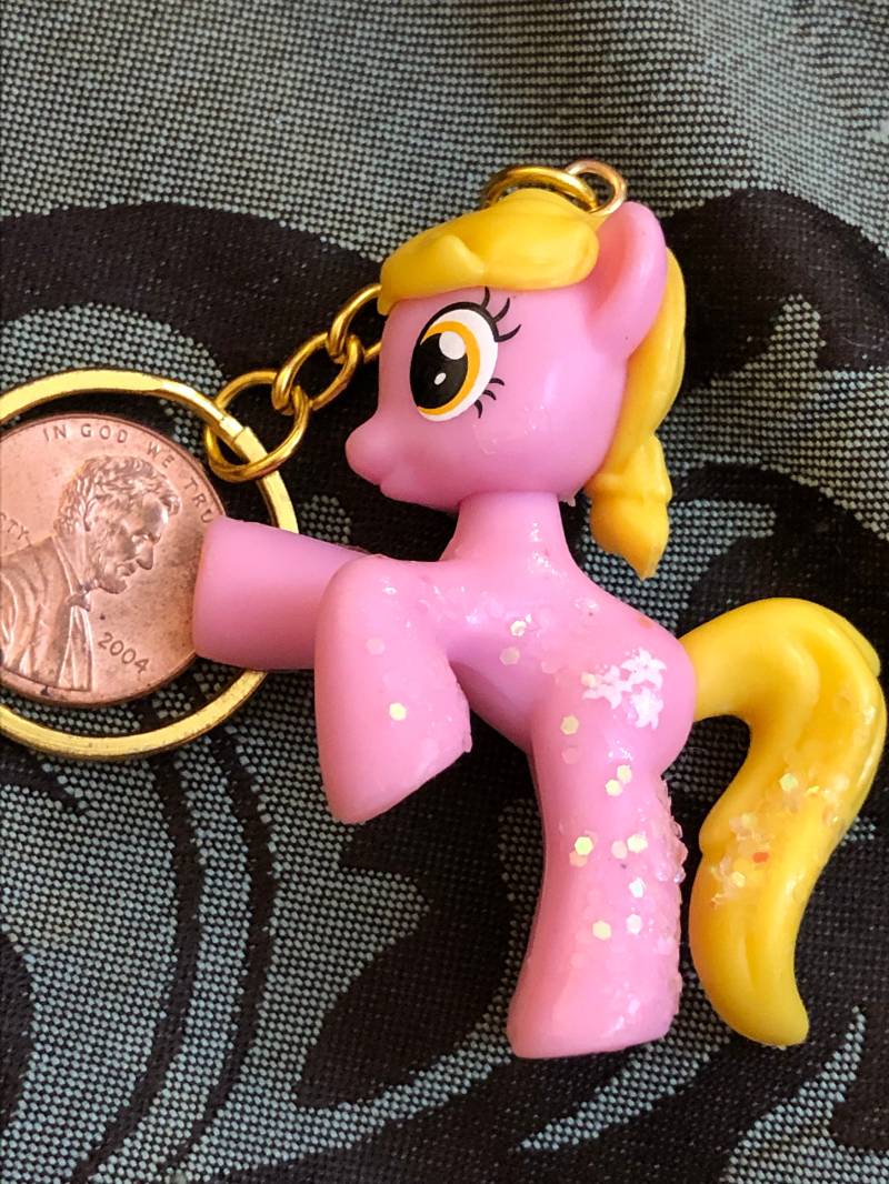 Süßer Pink-Gelber Mlp Schlüsselanhänger Süßer Pink-Gelber Mlp Schlüsselanhänger von KrystalGifts