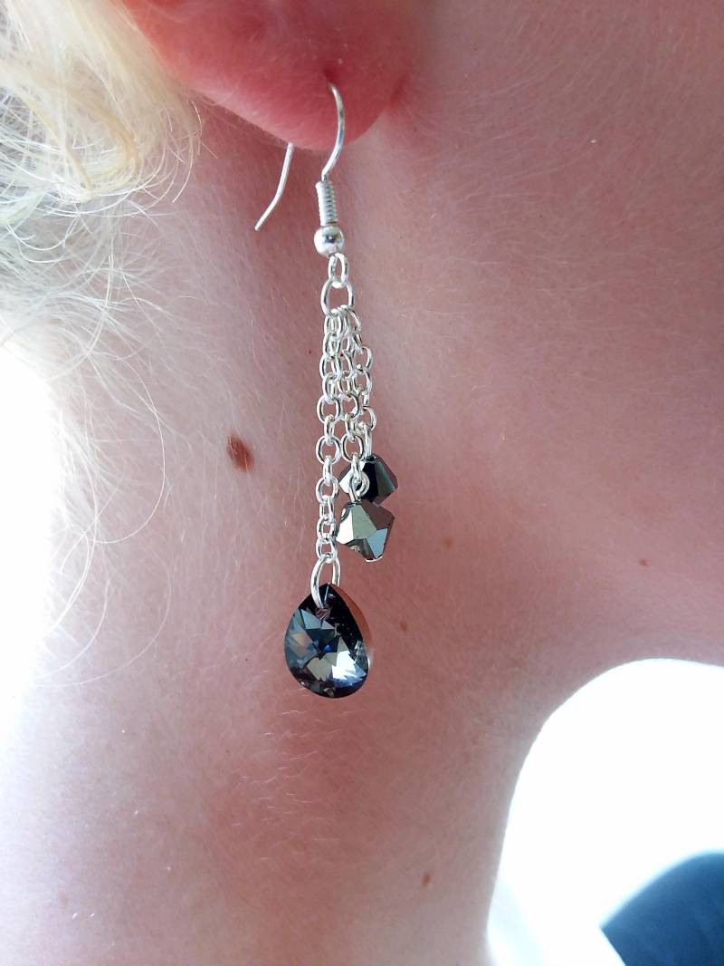 Graue Swarovski Kristall Ohrringe, Silber Baumeln Schmuck von KrystalineElegance