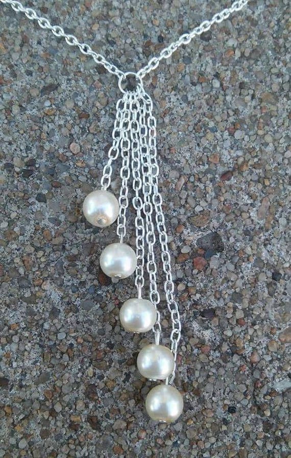 Handgemachte Pale Gold Bead Silber Kette Lariat Halskette von KrystalineElegance