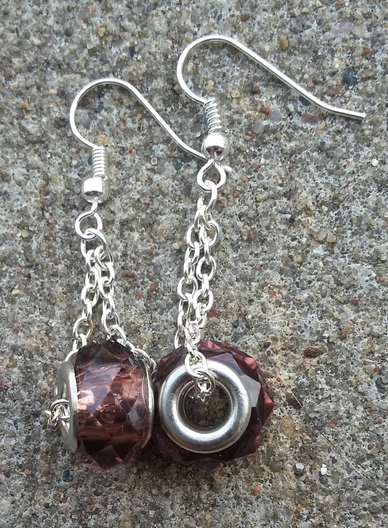 Lila Lampwork Perlen Ohrringe, Versilberte Ohrringe von KrystalineElegance