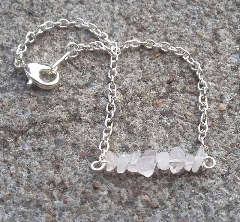 Zierliches Rosenquarz Armband, Sterling Silber Überzogene Kette von KrystalineElegance