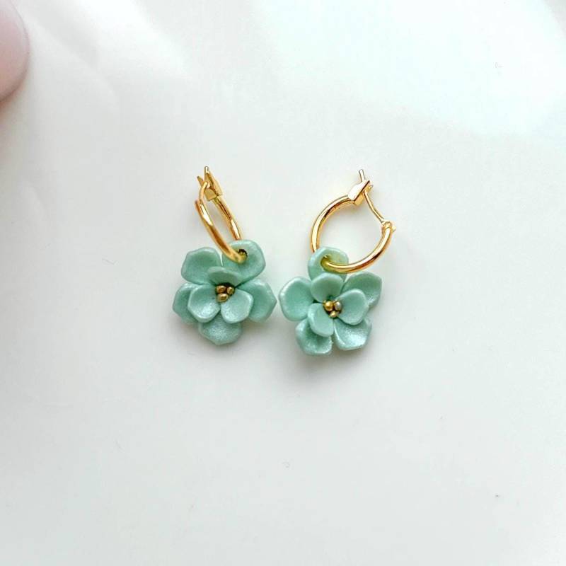 Blumen Creolen - Handgemachte Schmuck Aus Polymer Clay Und Edelstahl Huggies von Kscrafthouseofficial