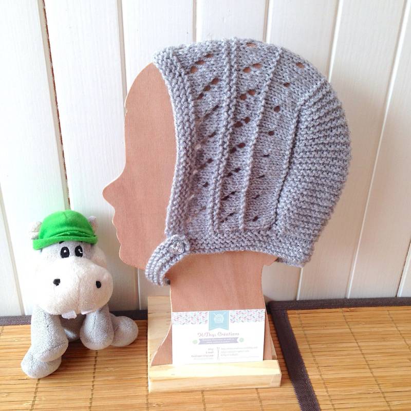 "Madison" Baby Beanie Mütze, 9-12 Monate, Retro/Vintage Mausgrau Mütze Mit Durchbrochenem Strick von KthysCreations