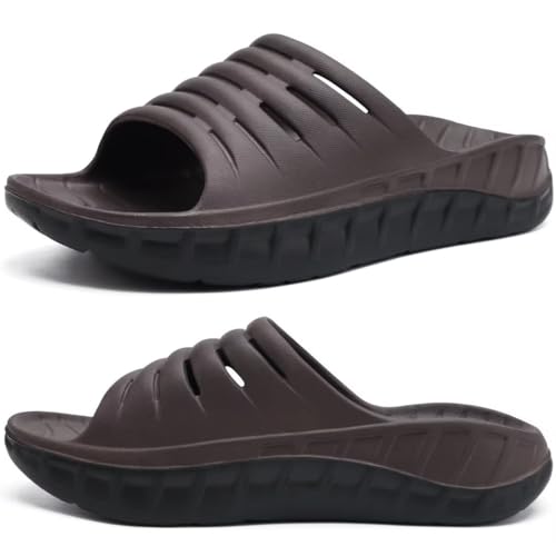 KuaiLu Recovery Sandalen Herren Bequeme Plantarfasziitis Schlappen Orthopädische Offene Zehen Männer Sport Latschen Leicht Badelatschen Badeschlappen Sommer Strand Badesandalen SchwarzBraun EU45 von KuaiLu