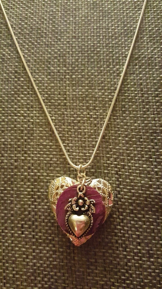 Silber Herz Medaillon Mit Charme Silber Herz Medaillon Mit Charme von KublyCreations