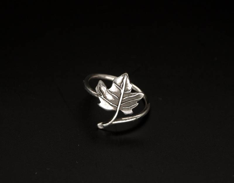 Ahornblatt Ring Aus Sterling Silber 925, Baumhoroskop Ahorn, Handgefertigt, Geschenk Ahornblatt Ring Aus Sterling Silber 925, Baumhoroskop Ahorn, Handgefertigt, Geschenk von KudawPellu