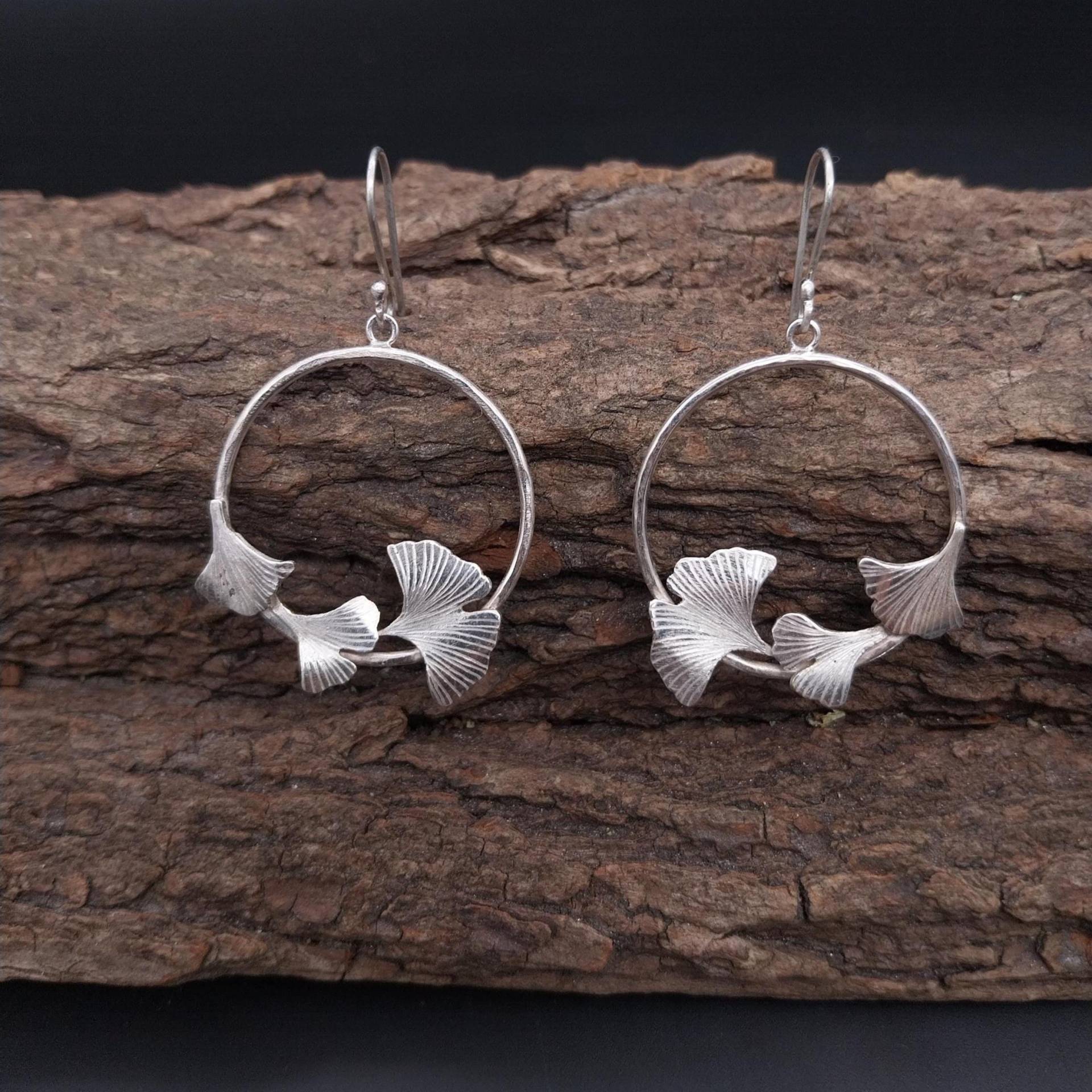 Boho Gingko Blätter Hängeohrringe, Handgemacht Aus 925 Sterlingsilber, Geschenk Für Sie, Jahrestag von KudawPellu