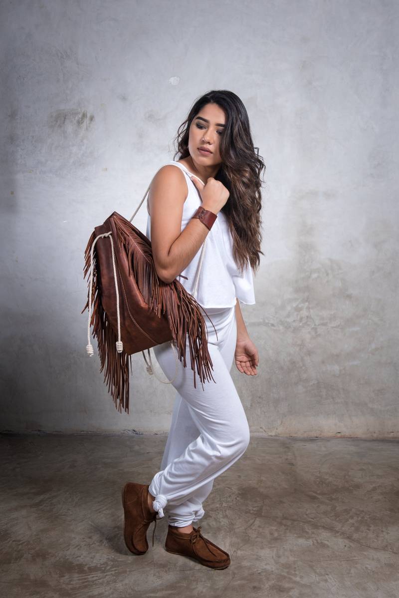 Kuerobyalexandra Sac Leder Fransen Rücken Pack Kuerobyalexandra Sac Leder Fransen Rücken Pack von KuerobyAlexandra