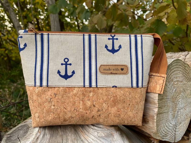 Kosmetiktasche „Ankerplatz" Nr.2/ Baumwolle/Korkstoff/ Urlaub/ Handmade von KuestenStoff
